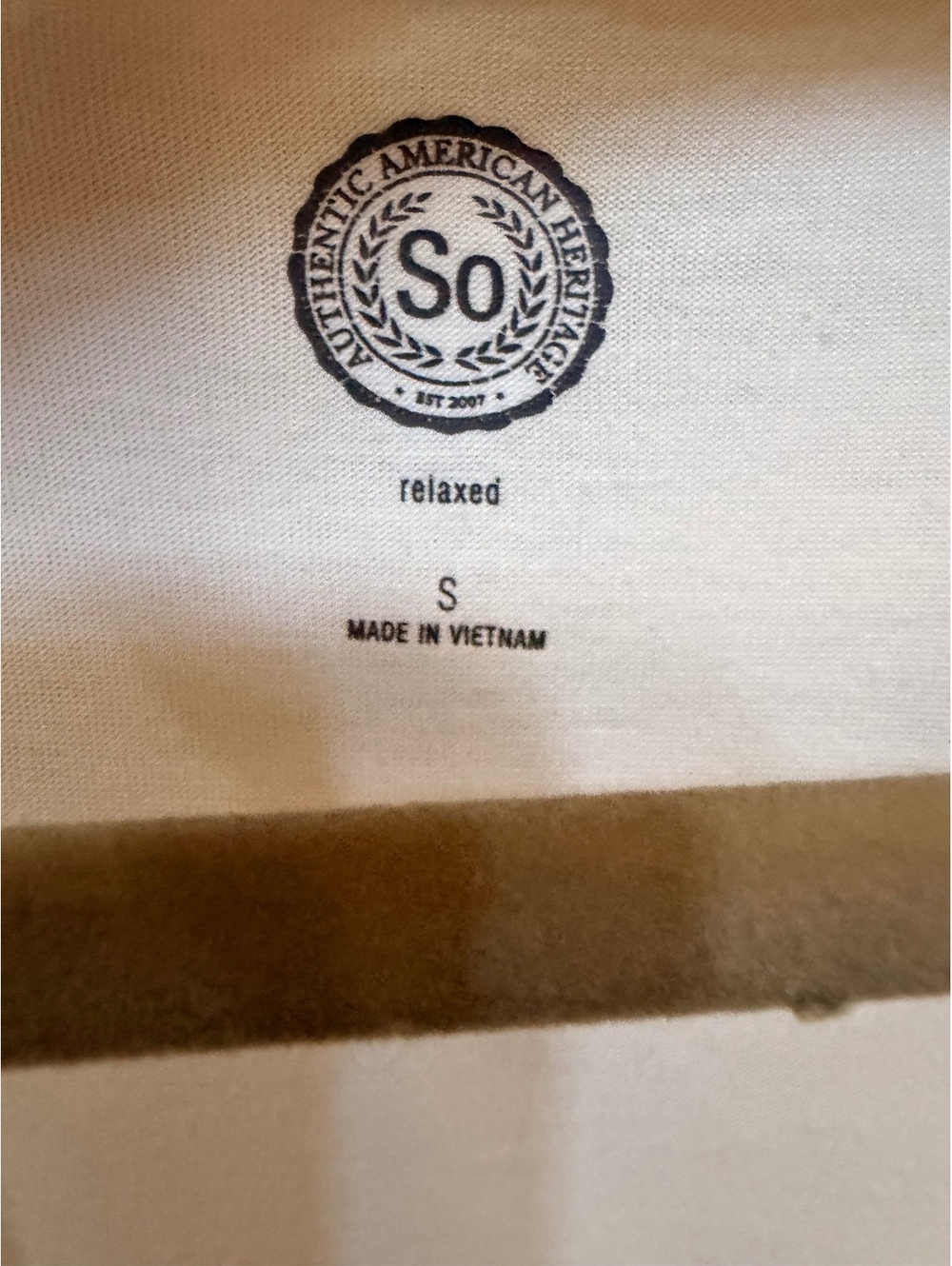 Long sleeve v neck t shirt - Picture 3 of 5